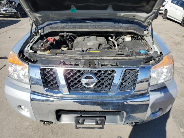 Photo 10 VIN: 1N6BA0EC8AN310682 - NISSAN TITAN 