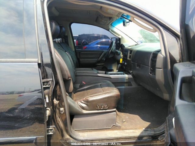 Photo 4 VIN: 1N6BA0EC8AN316319 - NISSAN TITAN 