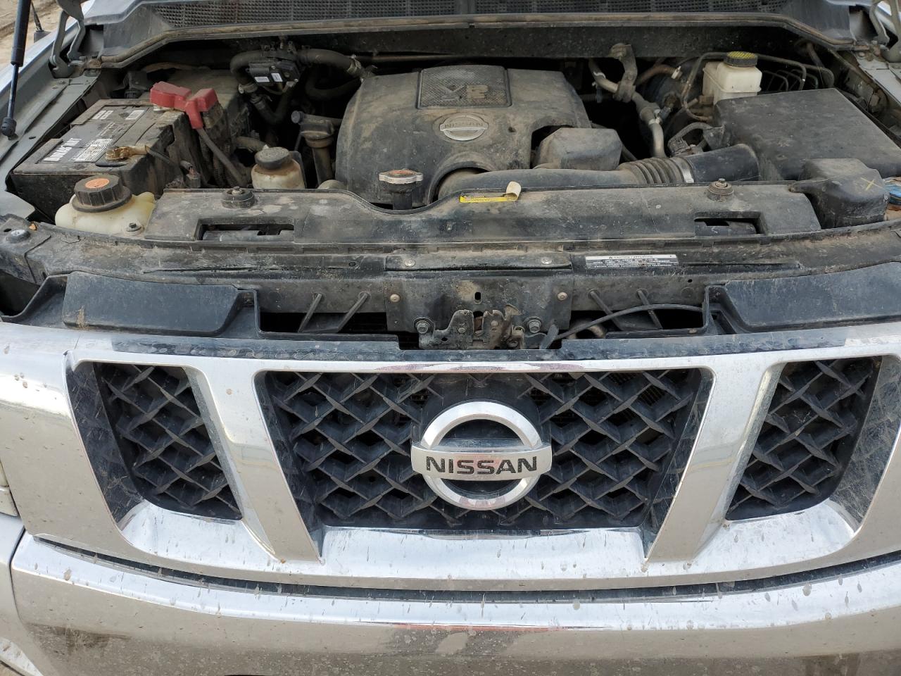 Photo 10 VIN: 1N6BA0EC8DN301503 - NISSAN TITAN 