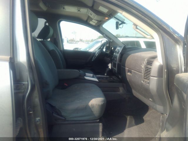 Photo 4 VIN: 1N6BA0EC8DN304207 - NISSAN TITAN 