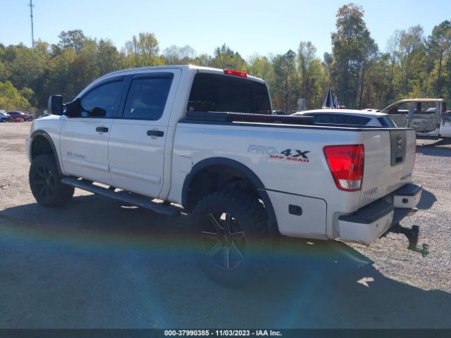 Photo 2 VIN: 1N6BA0EC9AN305412 - NISSAN TITAN 