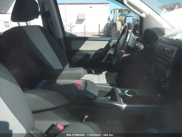 Photo 4 VIN: 1N6BA0EC9AN305412 - NISSAN TITAN 