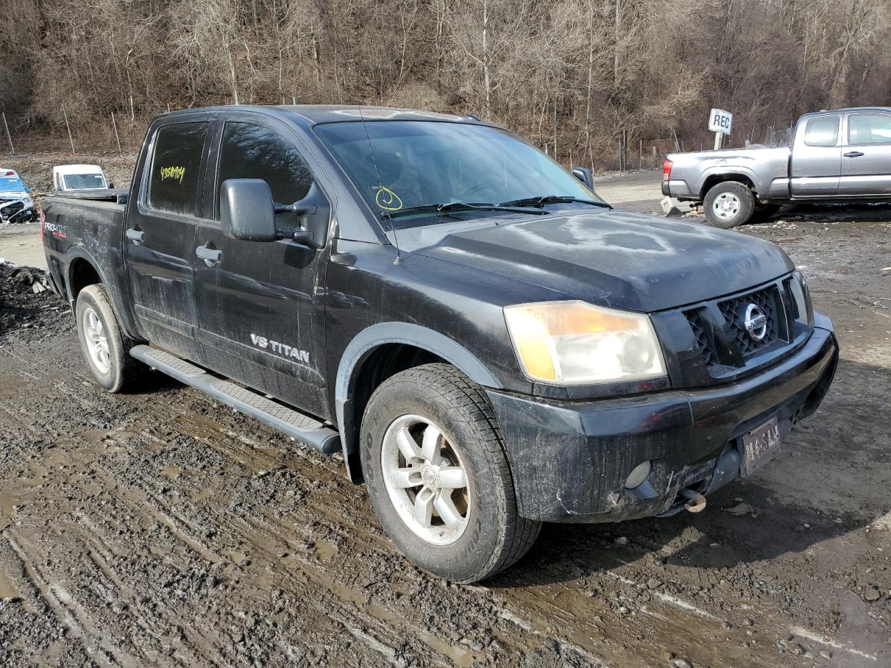 Photo 3 VIN: 1N6BA0EC9CN316493 - NISSAN TITAN 