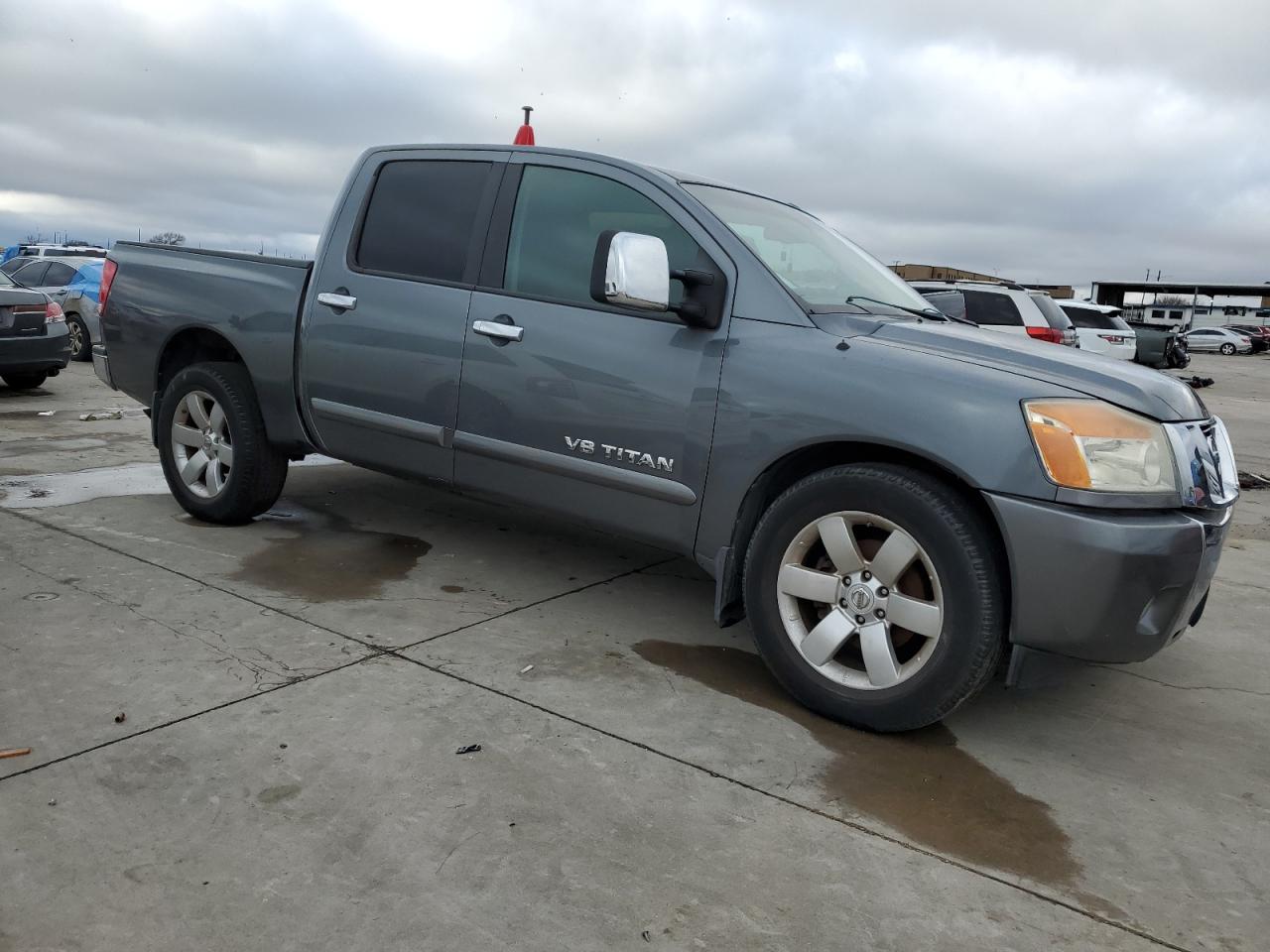 Photo 3 VIN: 1N6BA0ED0DN310978 - NISSAN TITAN 