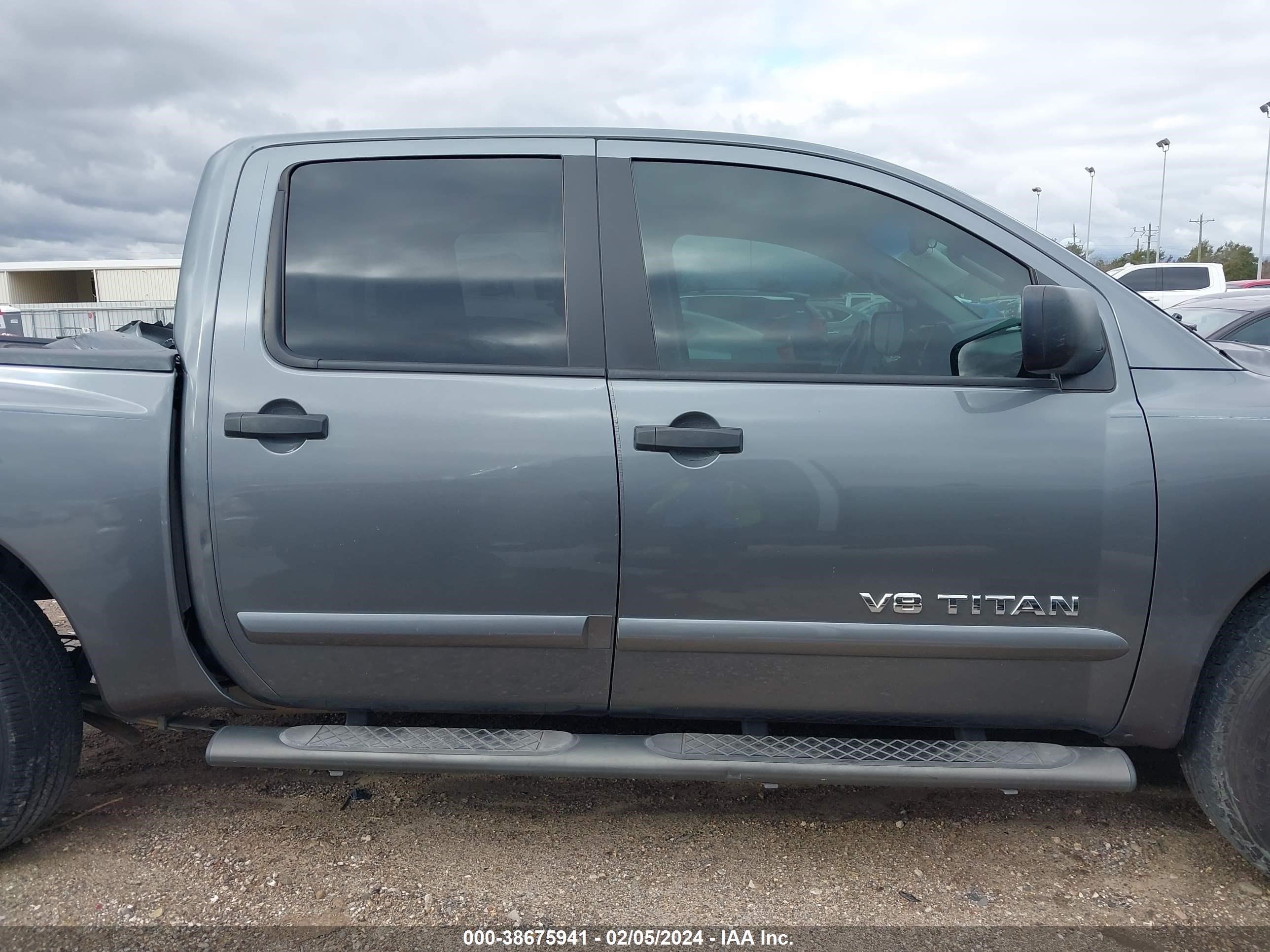 Photo 13 VIN: 1N6BA0ED1EN514254 - NISSAN TITAN 