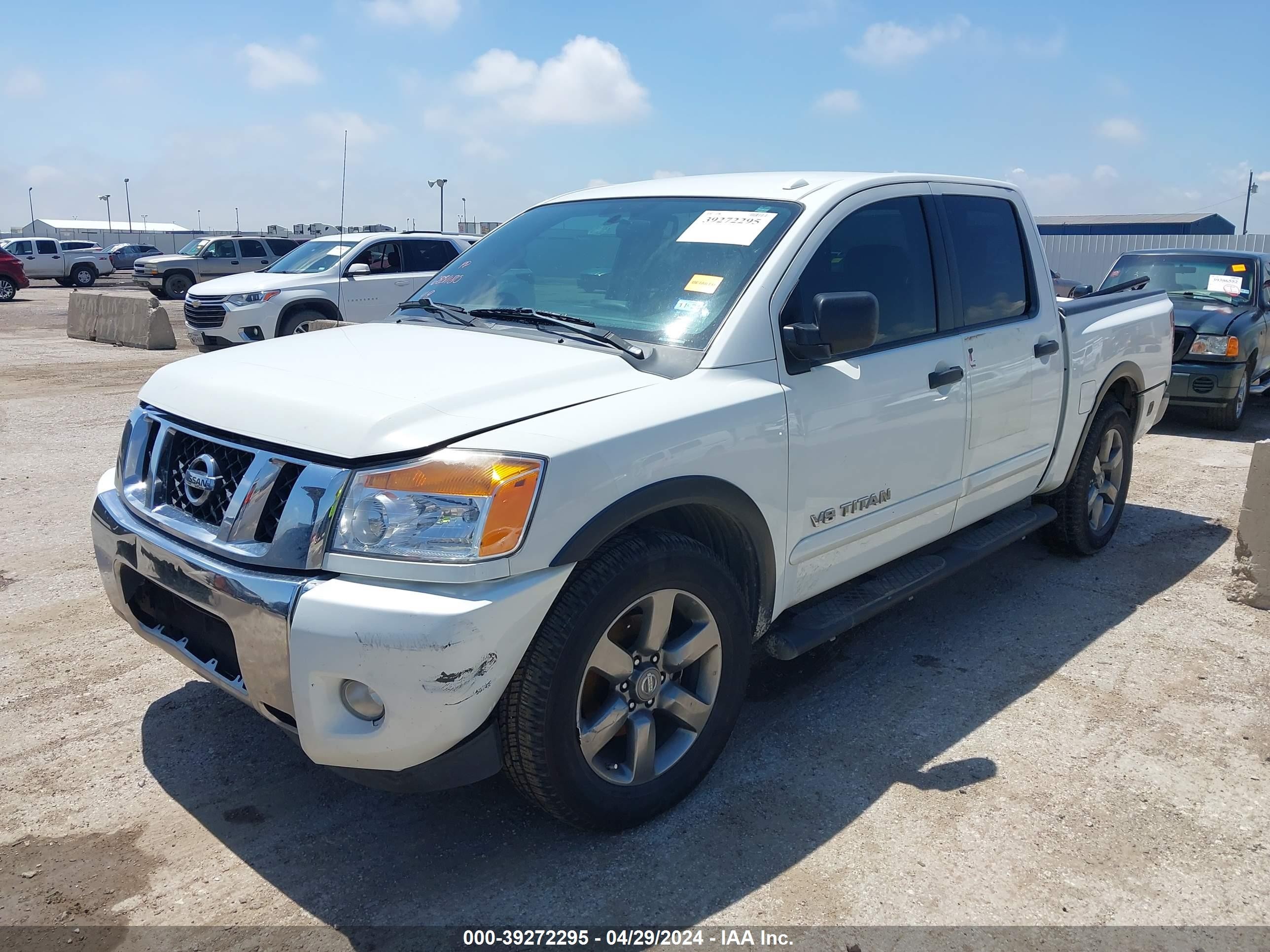 Photo 13 VIN: 1N6BA0ED1FN515177 - NISSAN TITAN 