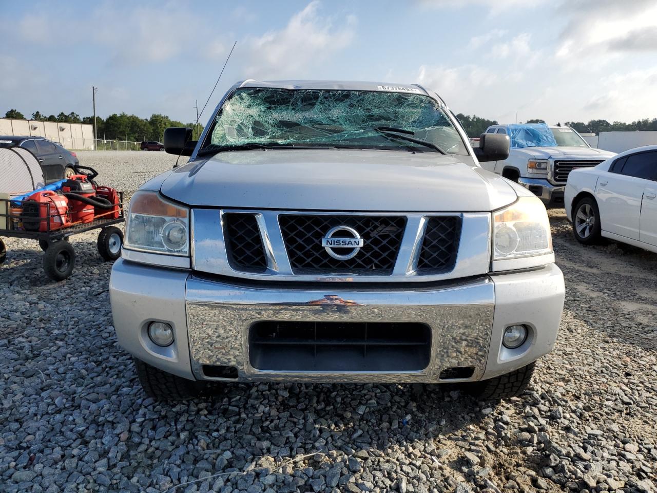 Photo 4 VIN: 1N6BA0ED3CN327157 - NISSAN TITAN 