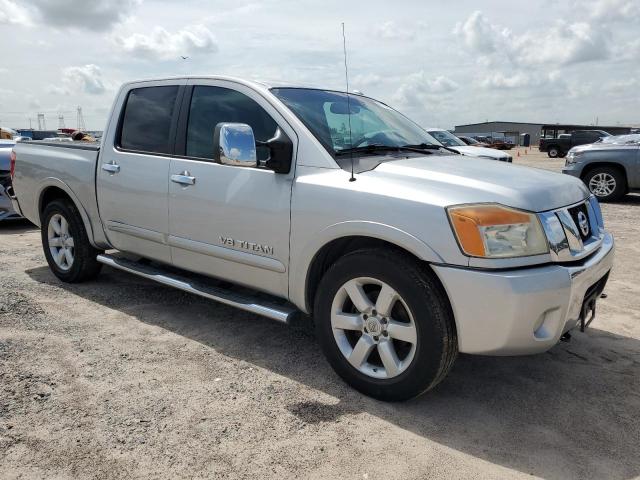 Photo 3 VIN: 1N6BA0ED5AN304136 - NISSAN TITAN 