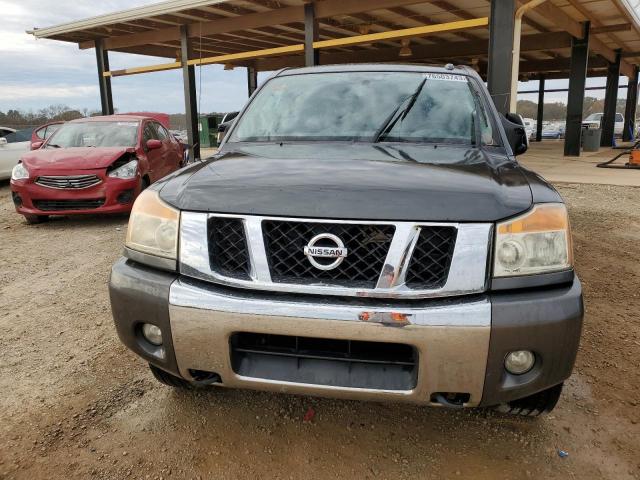 Photo 4 VIN: 1N6BA0ED5BN307328 - NISSAN TITAN 