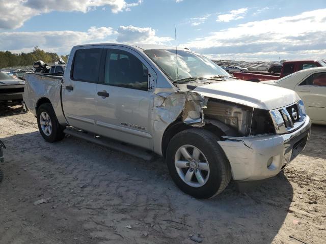 Photo 3 VIN: 1N6BA0ED6DN303548 - NISSAN TITAN 