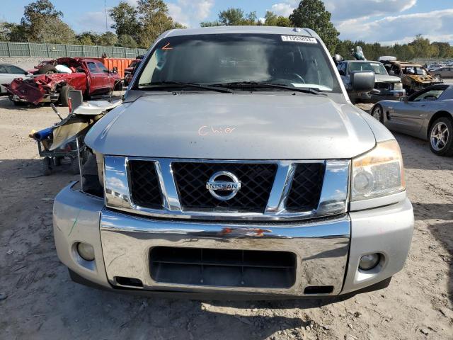 Photo 4 VIN: 1N6BA0ED6DN303548 - NISSAN TITAN 