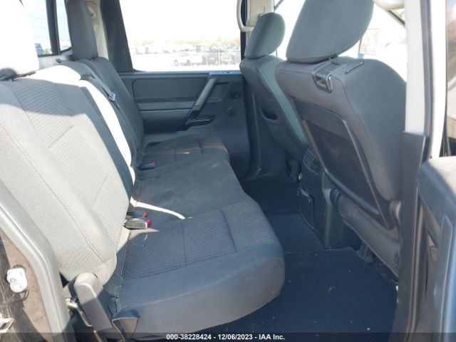 Photo 7 VIN: 1N6BA0ED6DN303744 - NISSAN TITAN 