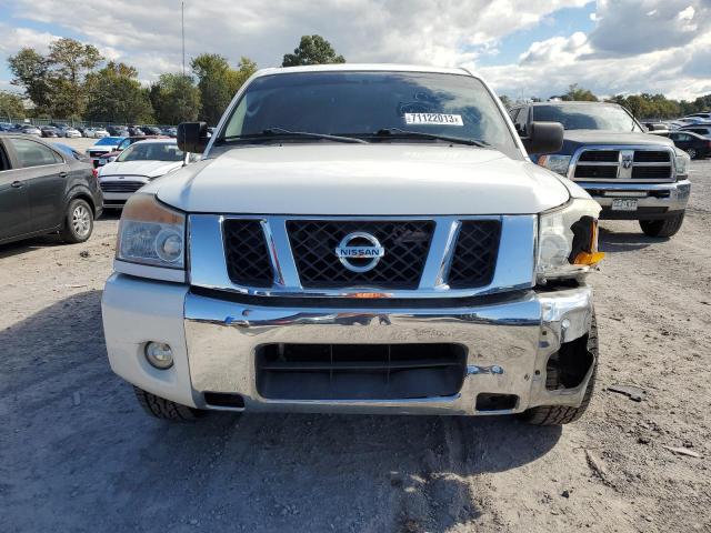 Photo 4 VIN: 1N6BA0ED7BN300932 - NISSAN TITAN S 