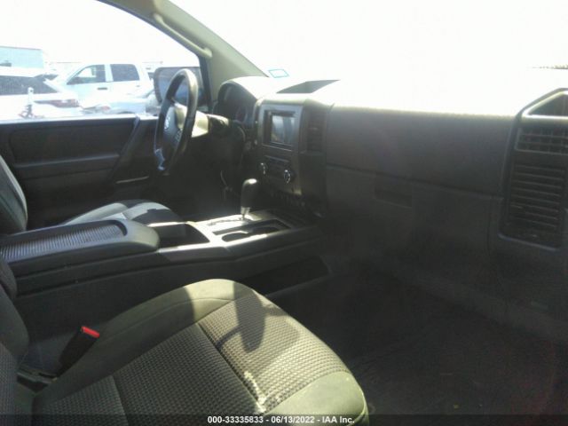 Photo 4 VIN: 1N6BA0ED8BN313415 - NISSAN TITAN 