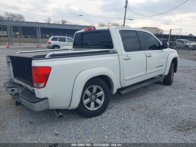 Photo 3 VIN: 1N6BA0ED8DN312834 - NISSAN TITAN 