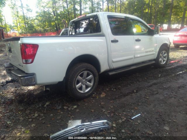 Photo 3 VIN: 1N6BA0ED8EN516941 - NISSAN TITAN 