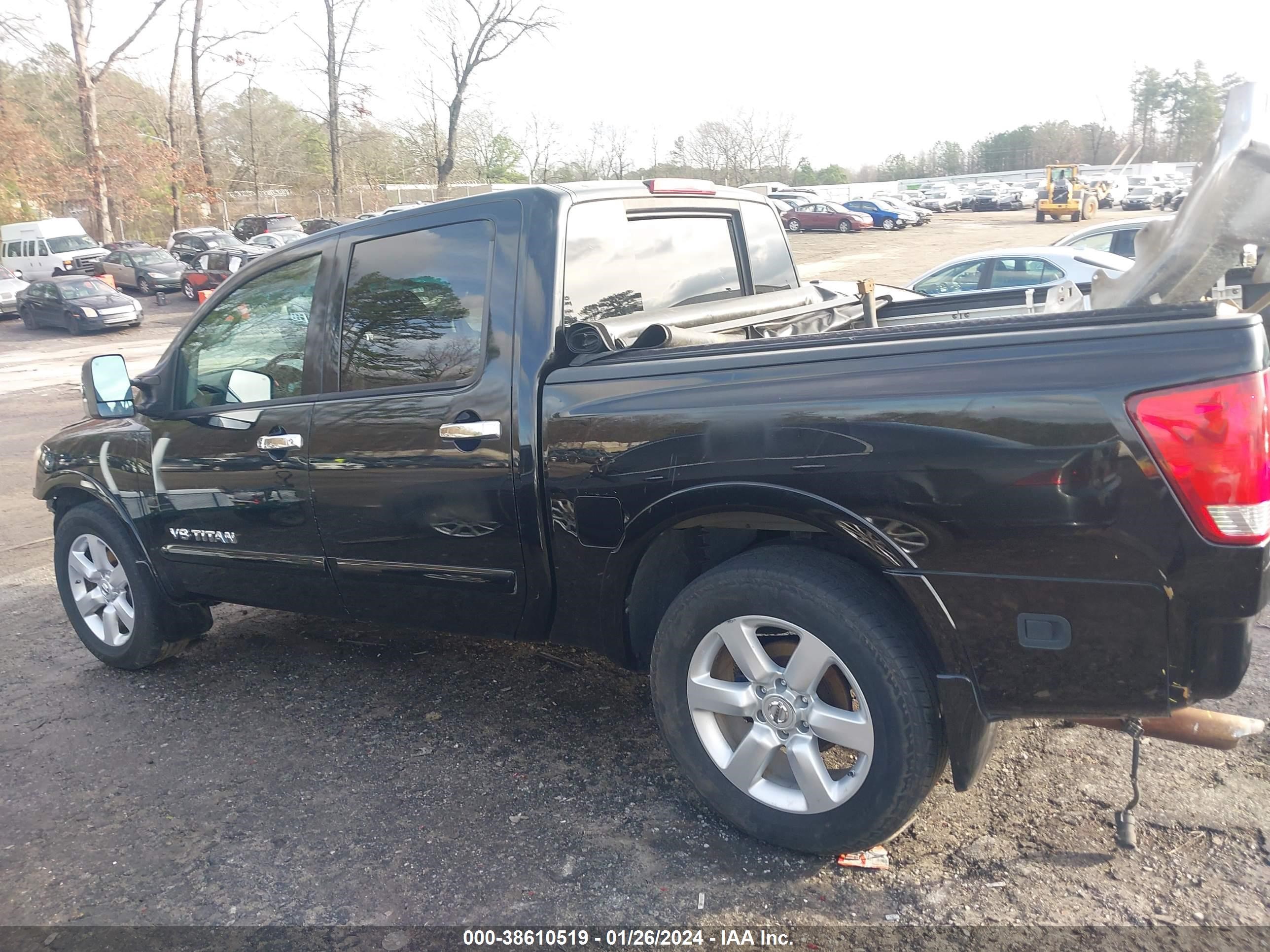 Photo 14 VIN: 1N6BA0EDXAN321739 - NISSAN TITAN 