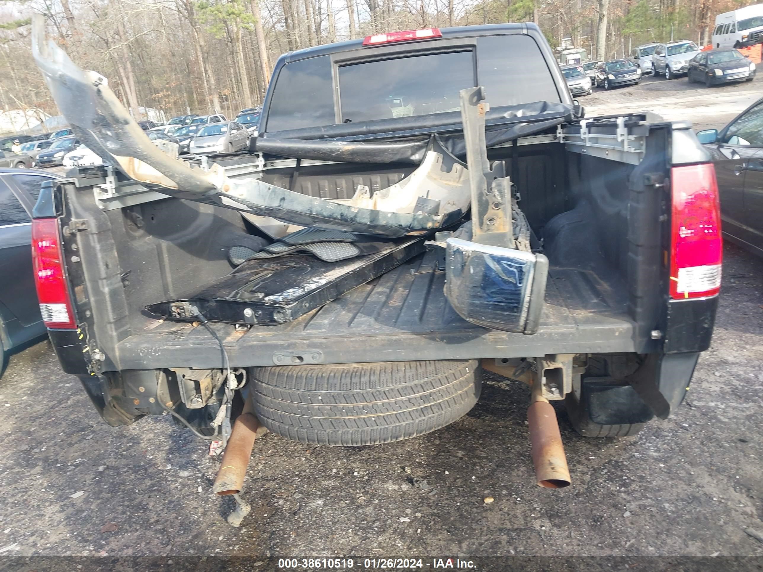 Photo 16 VIN: 1N6BA0EDXAN321739 - NISSAN TITAN 