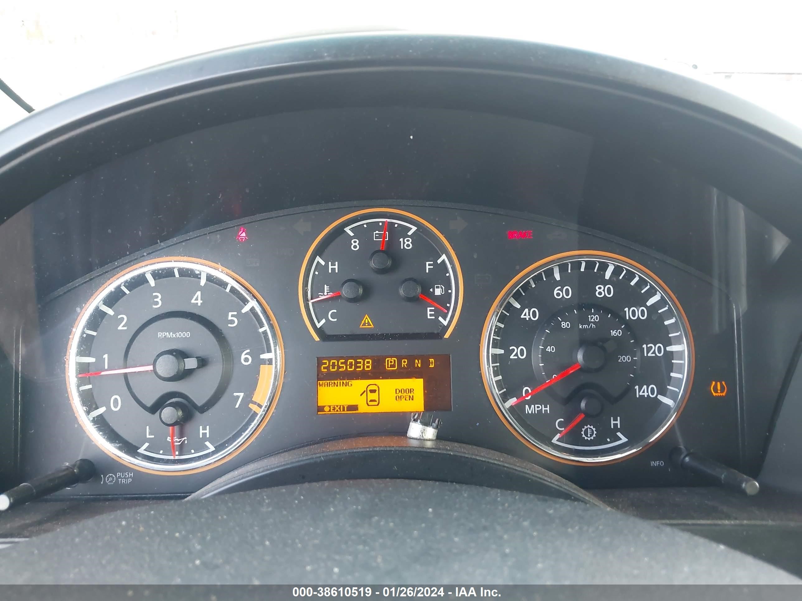 Photo 6 VIN: 1N6BA0EDXAN321739 - NISSAN TITAN 