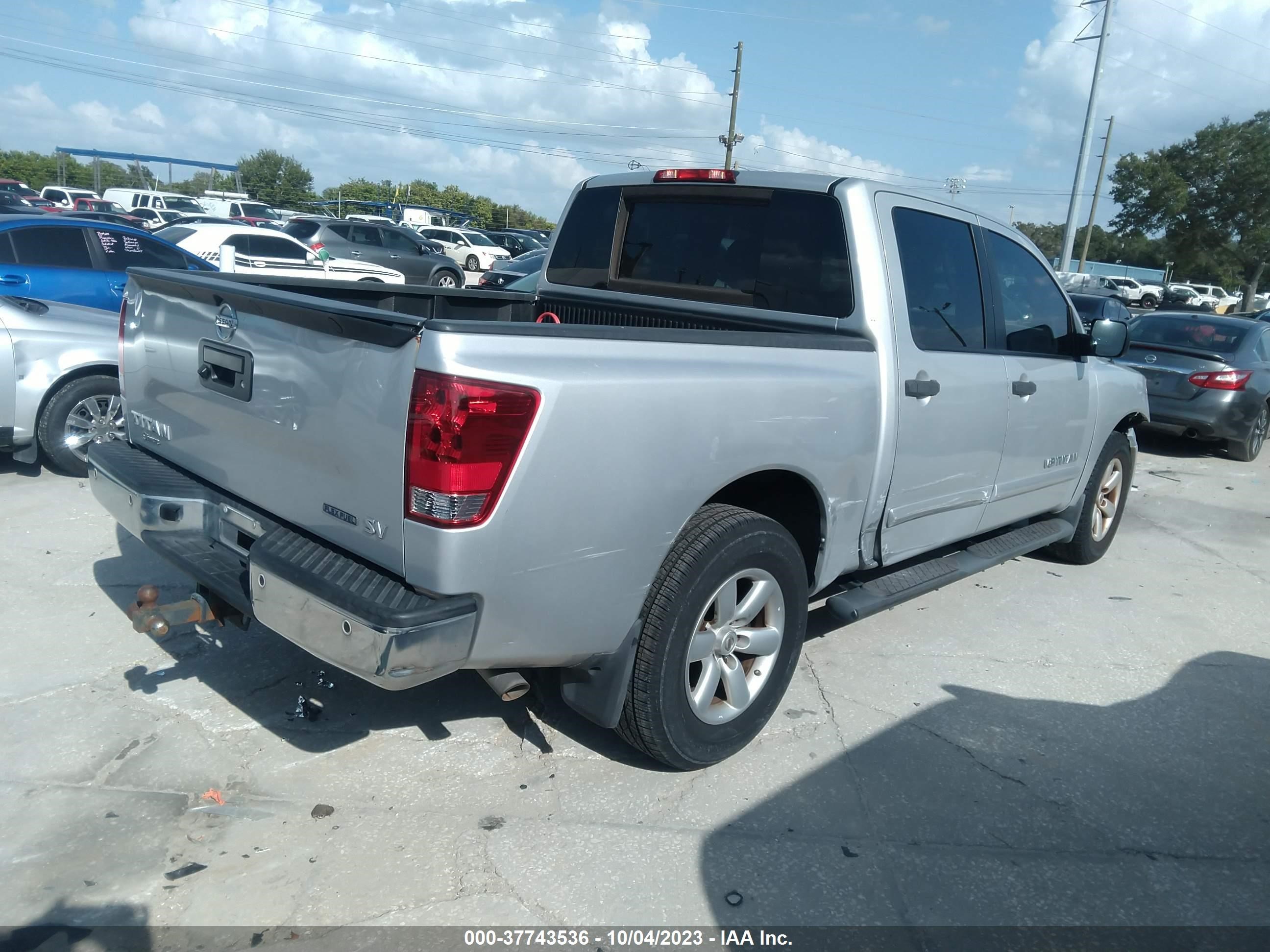 Photo 3 VIN: 1N6BA0EDXEN513121 - NISSAN TITAN 