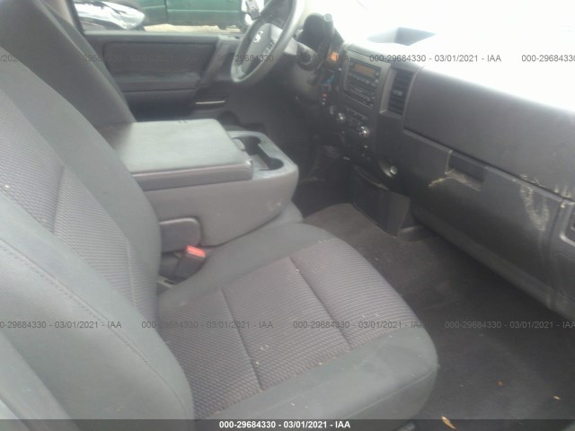 Photo 4 VIN: 1N6BA0EJ1AN311252 - NISSAN TITAN 