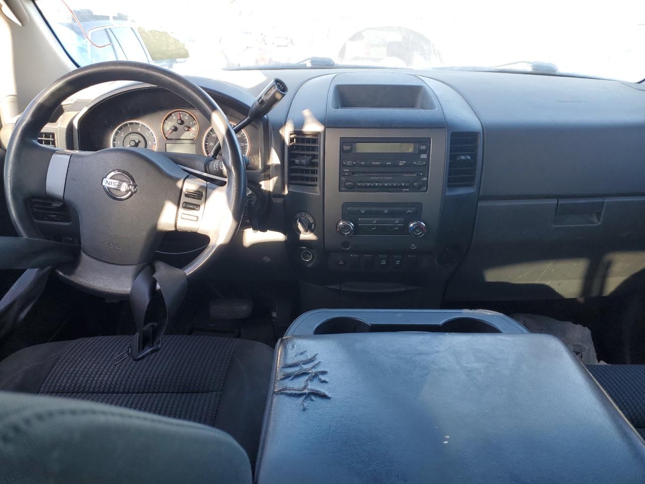 Photo 7 VIN: 1N6BA0EJ5AN322254 - NISSAN TITAN 