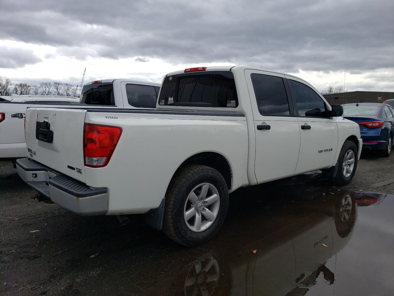 Photo 2 VIN: 1N6BA0EK0AN304799 - NISSAN TITAN 