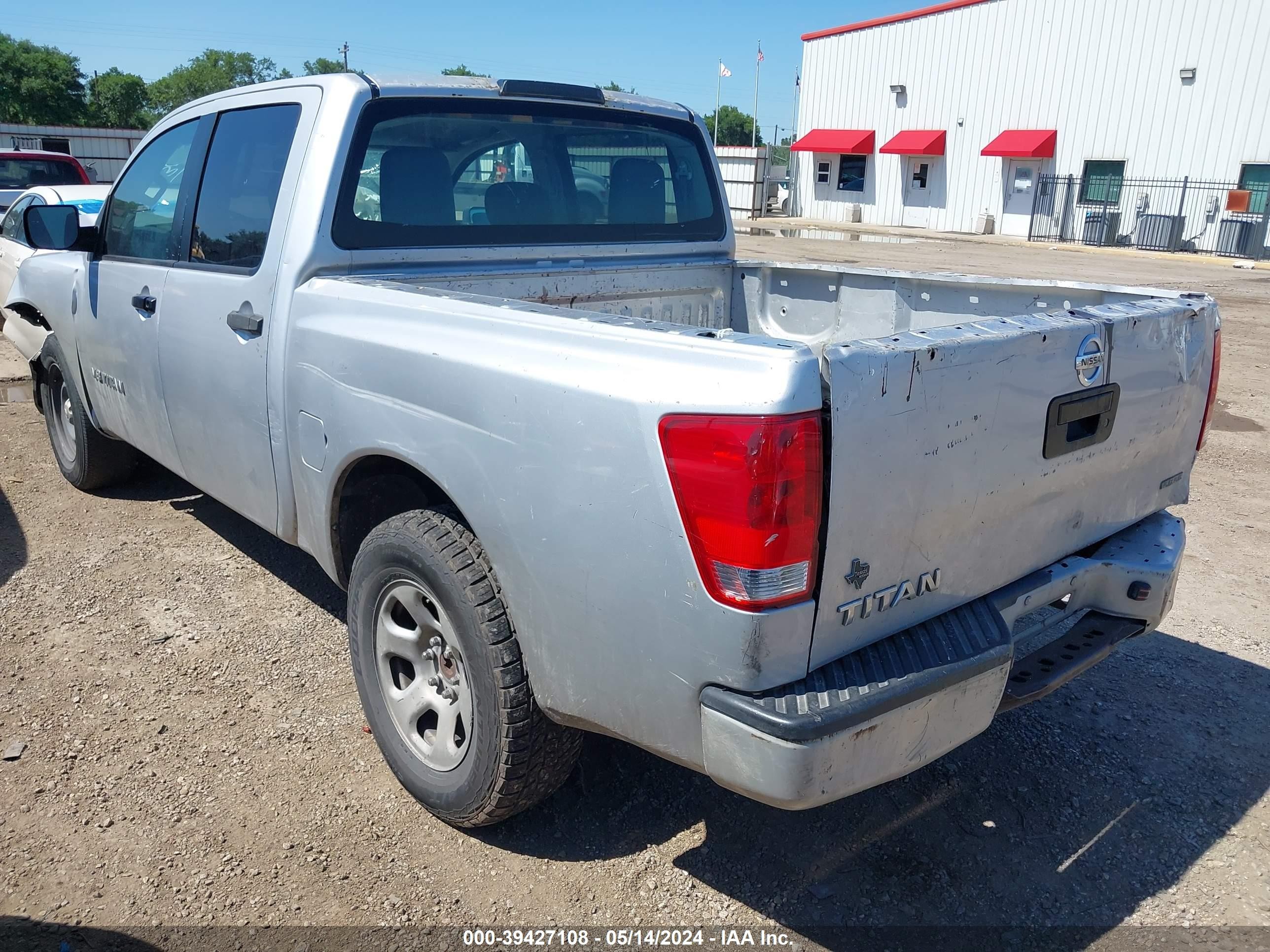 Photo 2 VIN: 1N6BA0EK1DN312916 - NISSAN TITAN 