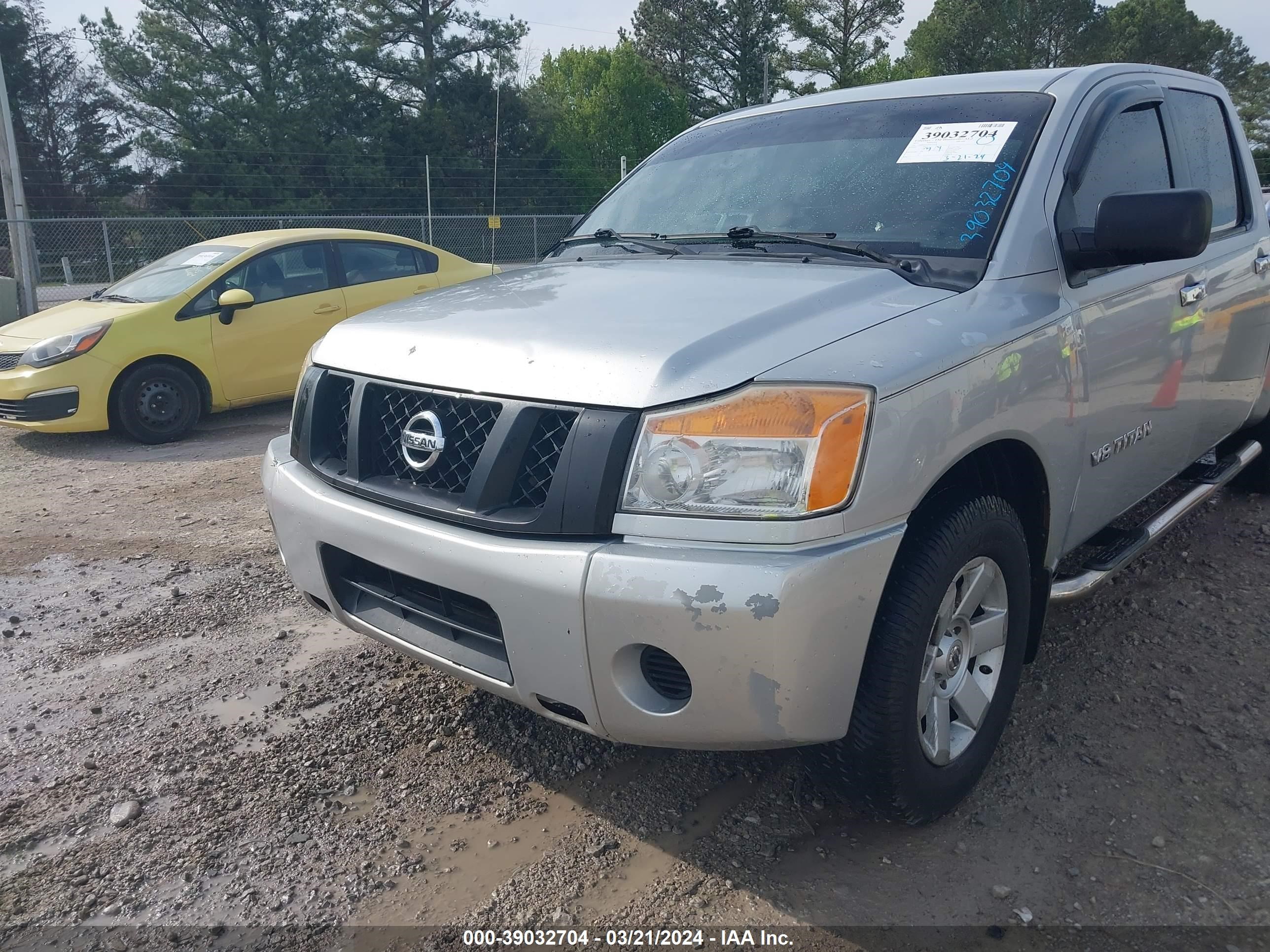 Photo 5 VIN: 1N6BA0EK2BN315238 - NISSAN TITAN 