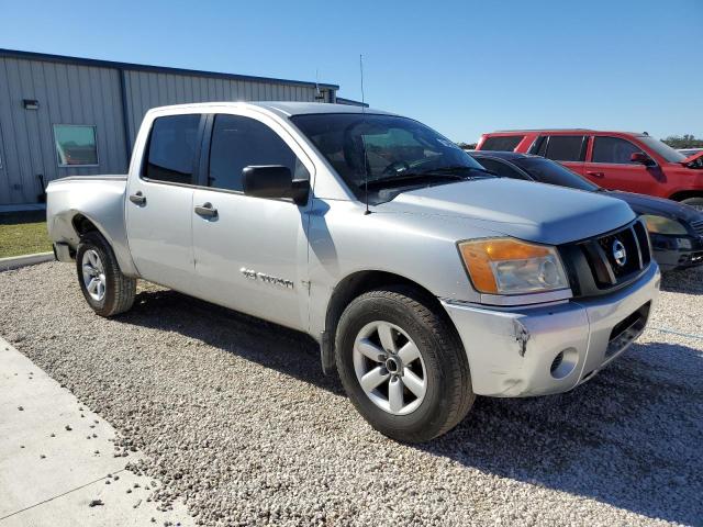 Photo 3 VIN: 1N6BA0EK5AN322568 - NISSAN TITAN XE 