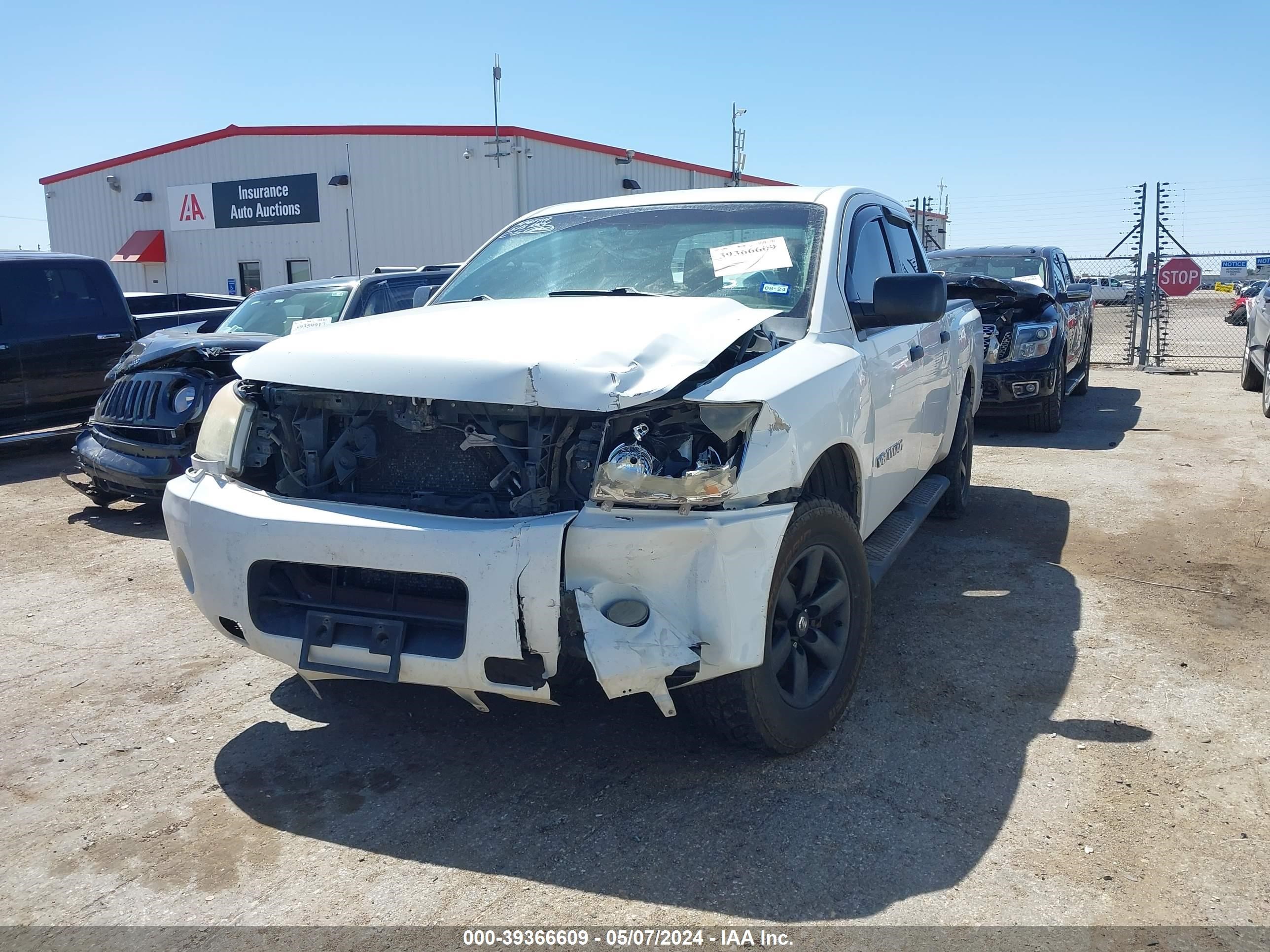 Photo 5 VIN: 1N6BA0EK6CN323537 - NISSAN TITAN 