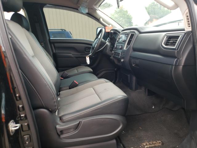 Photo 4 VIN: 1N6BA1C37HN559638 - NISSAN TITAN XD S 