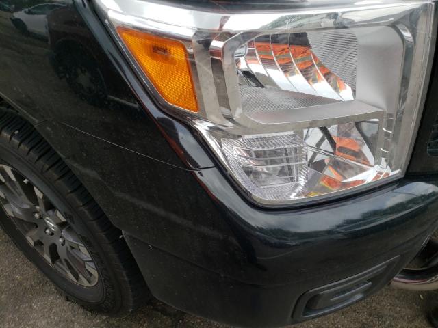 Photo 8 VIN: 1N6BA1C37HN559638 - NISSAN TITAN XD S 