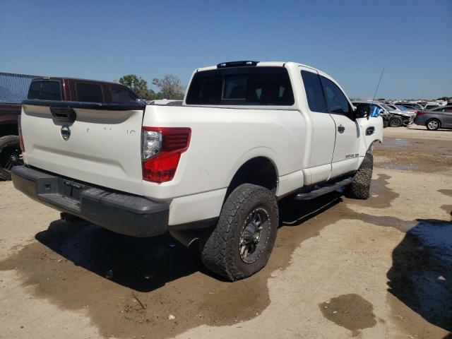 Photo 2 VIN: 1N6BA1C3XHN559813 - NISSAN TITAN XD S 