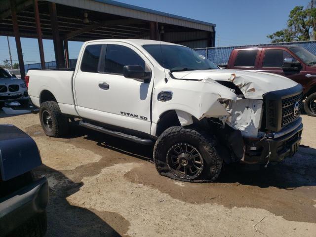 Photo 3 VIN: 1N6BA1C3XHN559813 - NISSAN TITAN XD S 