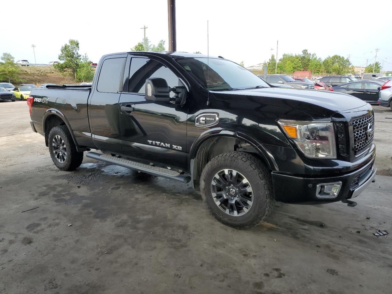 Photo 3 VIN: 1N6BA1C43HN553683 - NISSAN TITAN 