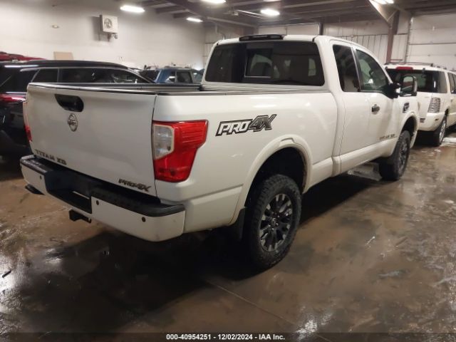 Photo 3 VIN: 1N6BA1C47HN554710 - NISSAN TITAN 