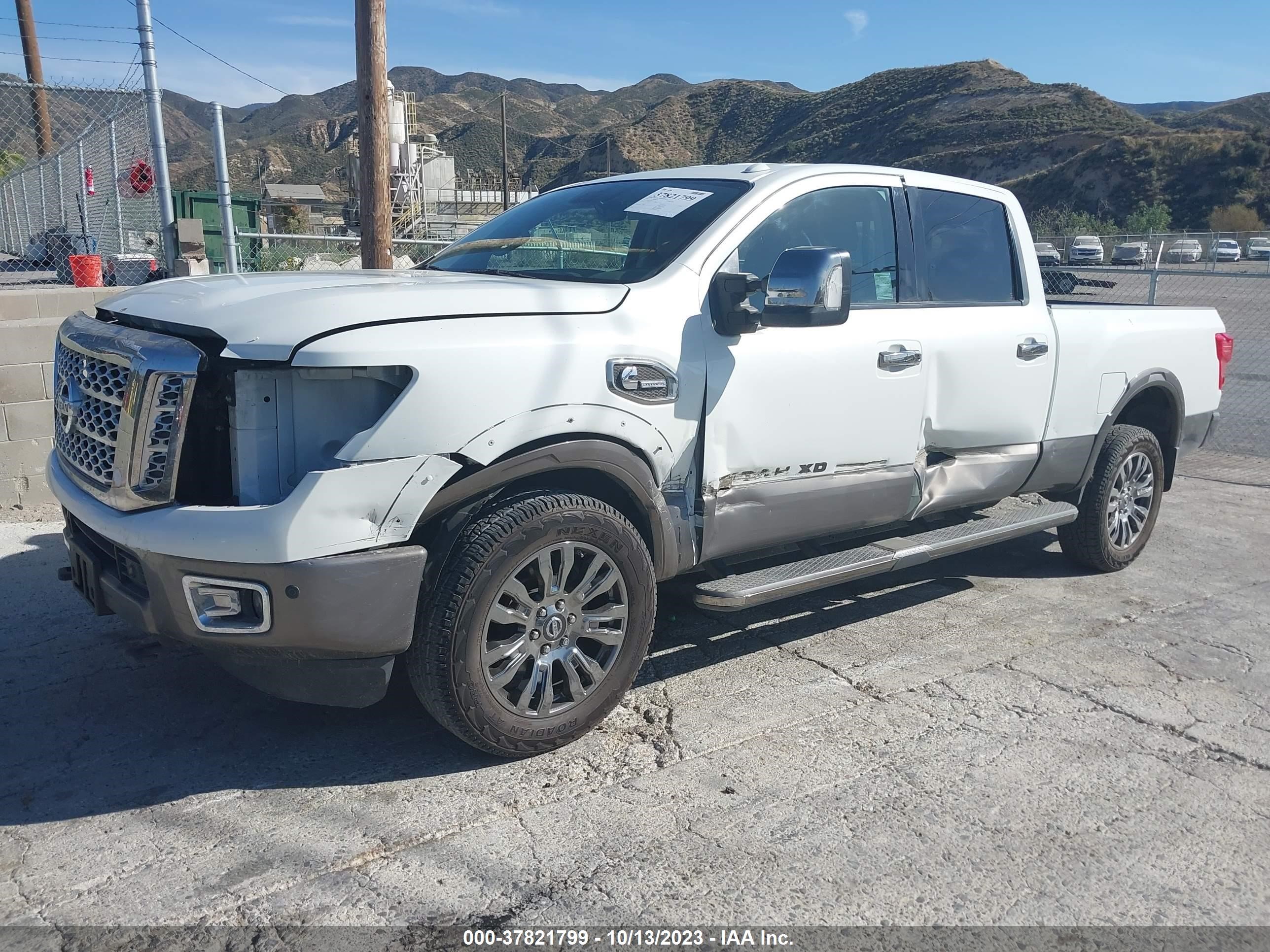 Photo 1 VIN: 1N6BA1F21GN511702 - NISSAN TITAN XD 