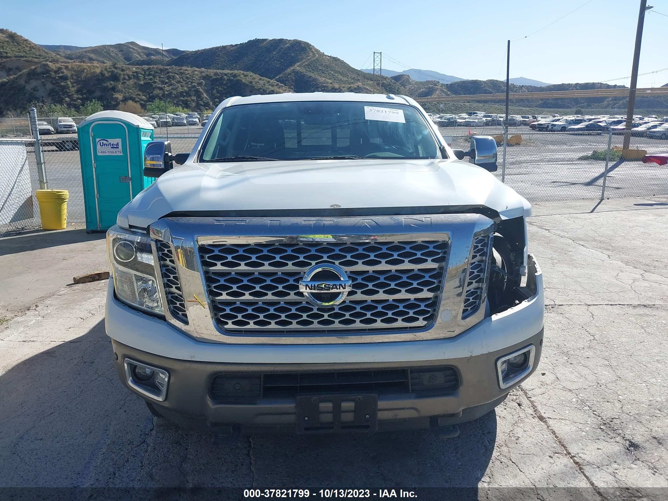 Photo 12 VIN: 1N6BA1F21GN511702 - NISSAN TITAN XD 