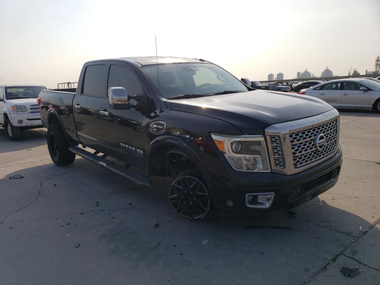 Photo 3 VIN: 1N6BA1F26GN504700 - NISSAN TITAN 