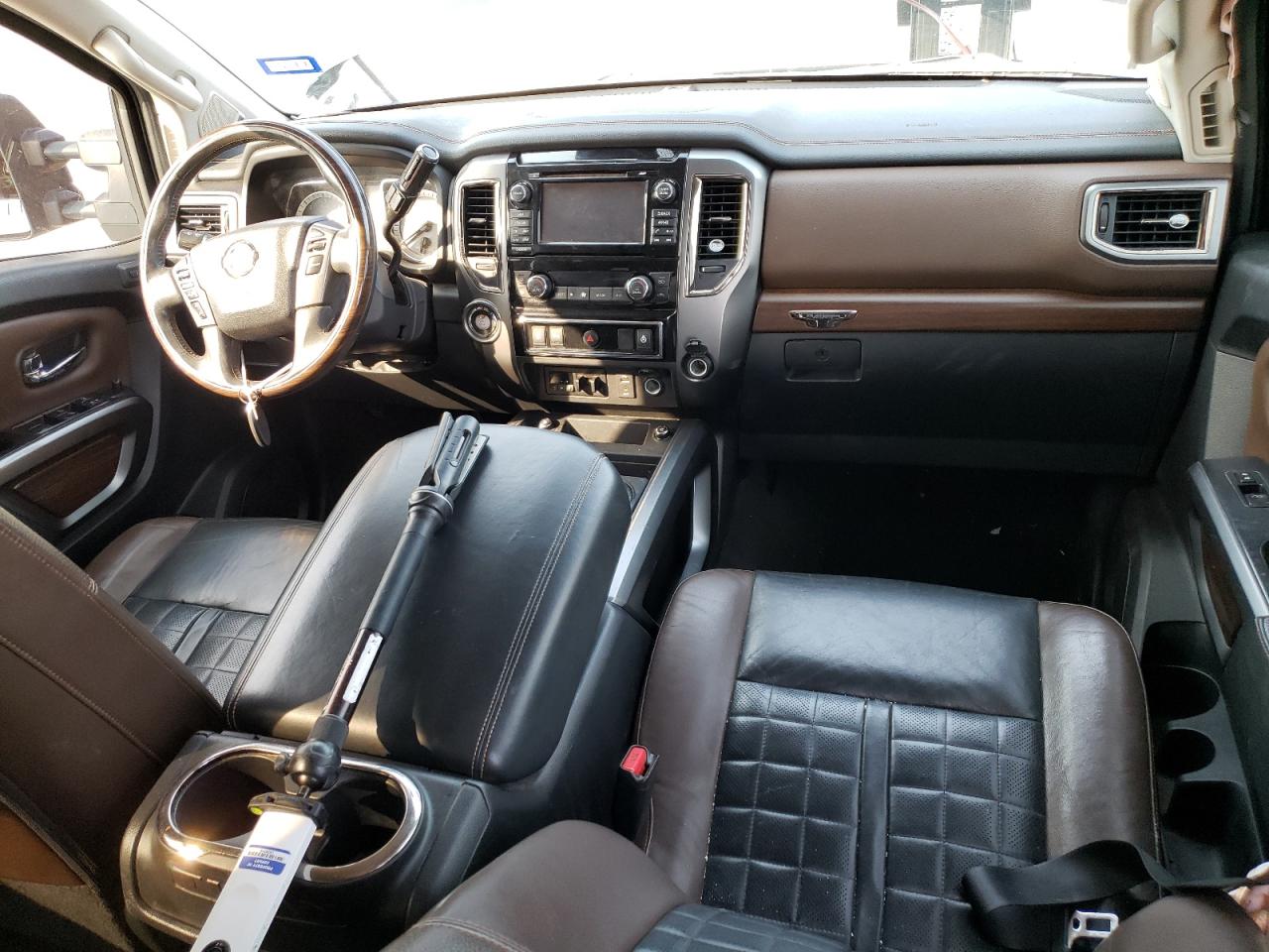 Photo 7 VIN: 1N6BA1F26GN504700 - NISSAN TITAN 