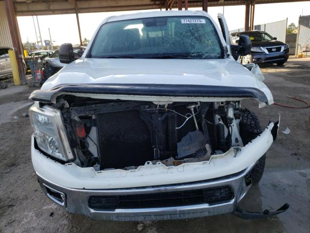 Photo 4 VIN: 1N6BA1F26HN544261 - NISSAN TITAN 