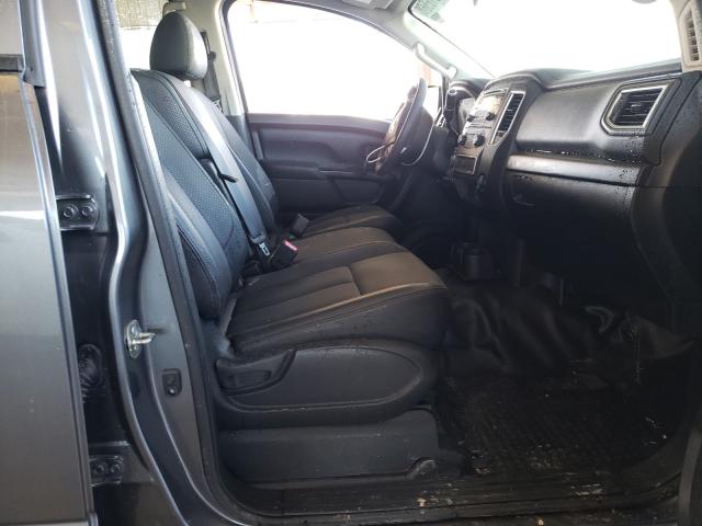 Photo 4 VIN: 1N6BA1F30JN543623 - NISSAN TITAN XD S 