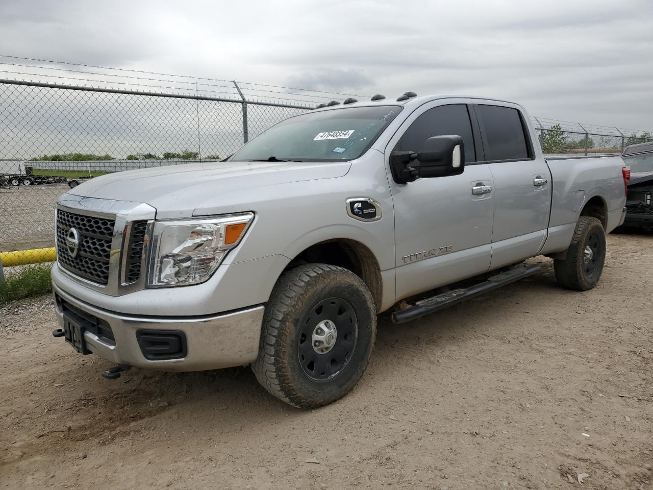 Photo 0 VIN: 1N6BA1F31JN549978 - NISSAN TITAN 