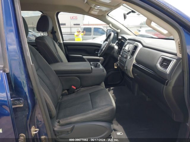 Photo 4 VIN: 1N6BA1F32HN561664 - NISSAN TITAN 