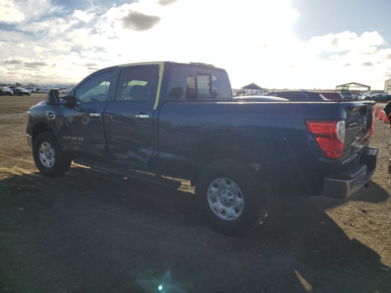 Photo 1 VIN: 1N6BA1F34HN565151 - NISSAN TITAN 