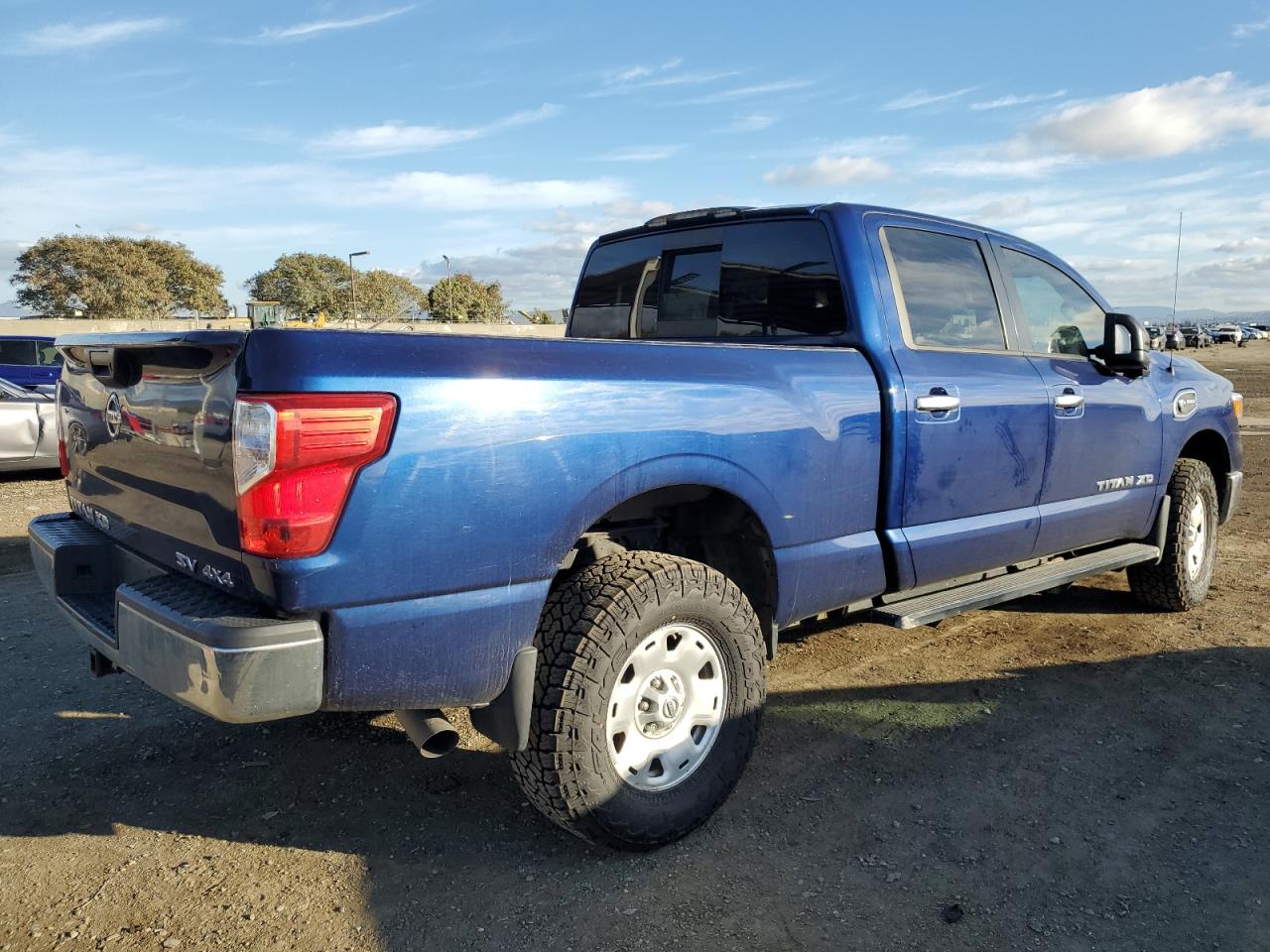 Photo 2 VIN: 1N6BA1F34HN565151 - NISSAN TITAN 