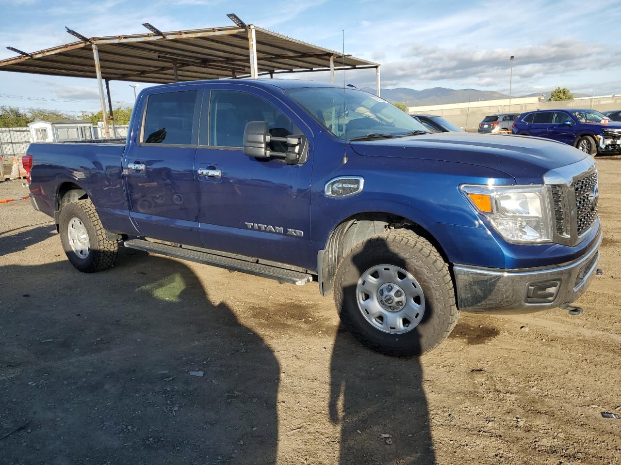 Photo 3 VIN: 1N6BA1F34HN565151 - NISSAN TITAN 