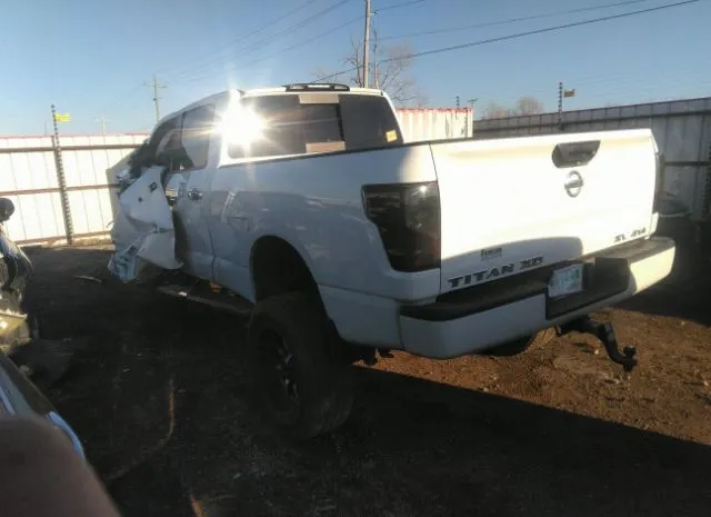 Photo 2 VIN: 1N6BA1F3XHN517170 - NISSAN TITAN XD 