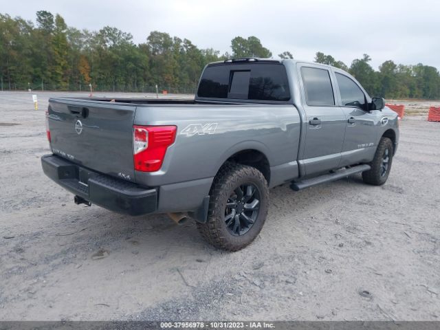 Photo 3 VIN: 1N6BA1F3XJN520463 - NISSAN TITAN XD 